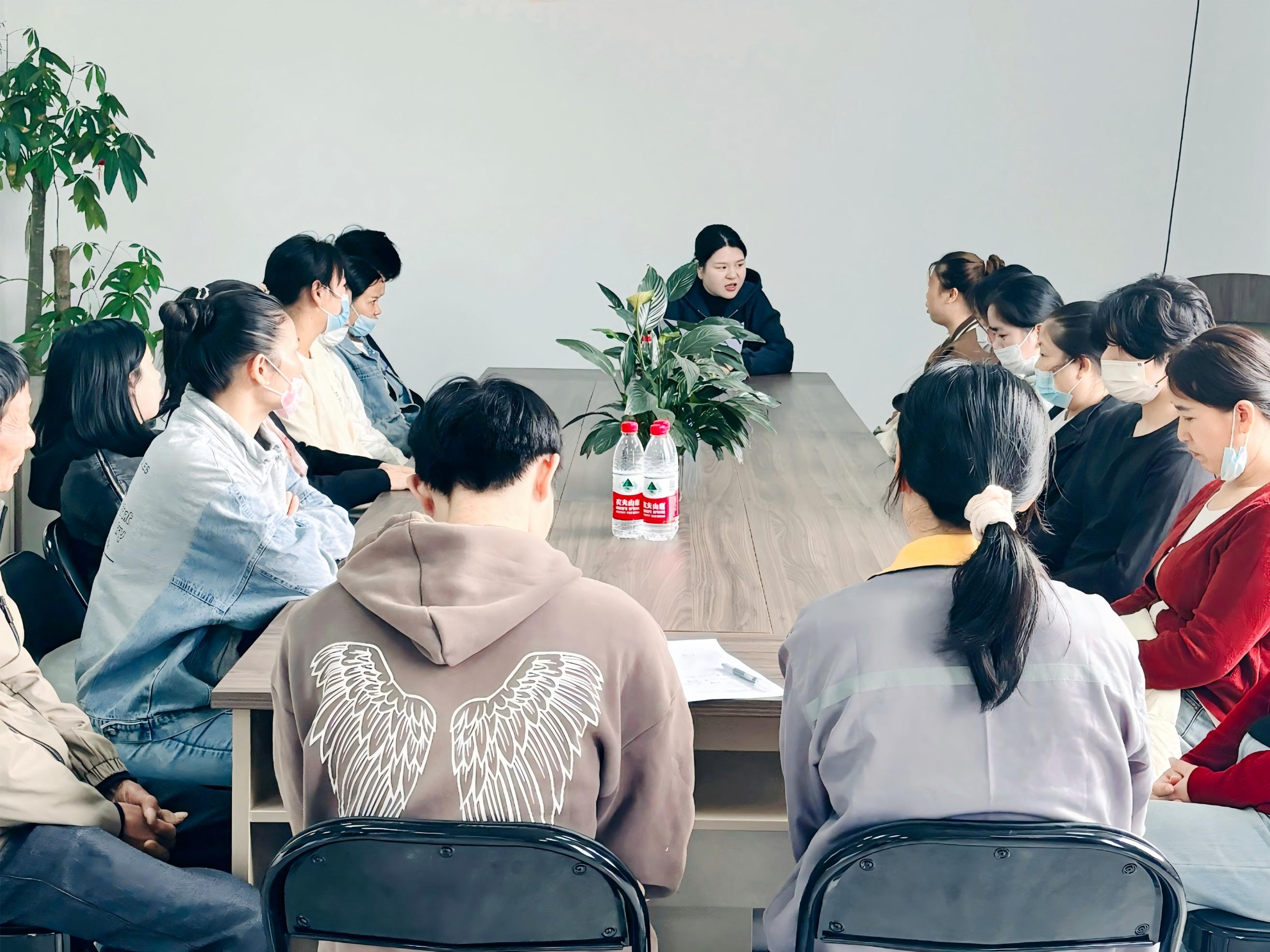 Shanghai Silk Optical Technology främjar innovation och dialog vid enastående medarbetares symposium