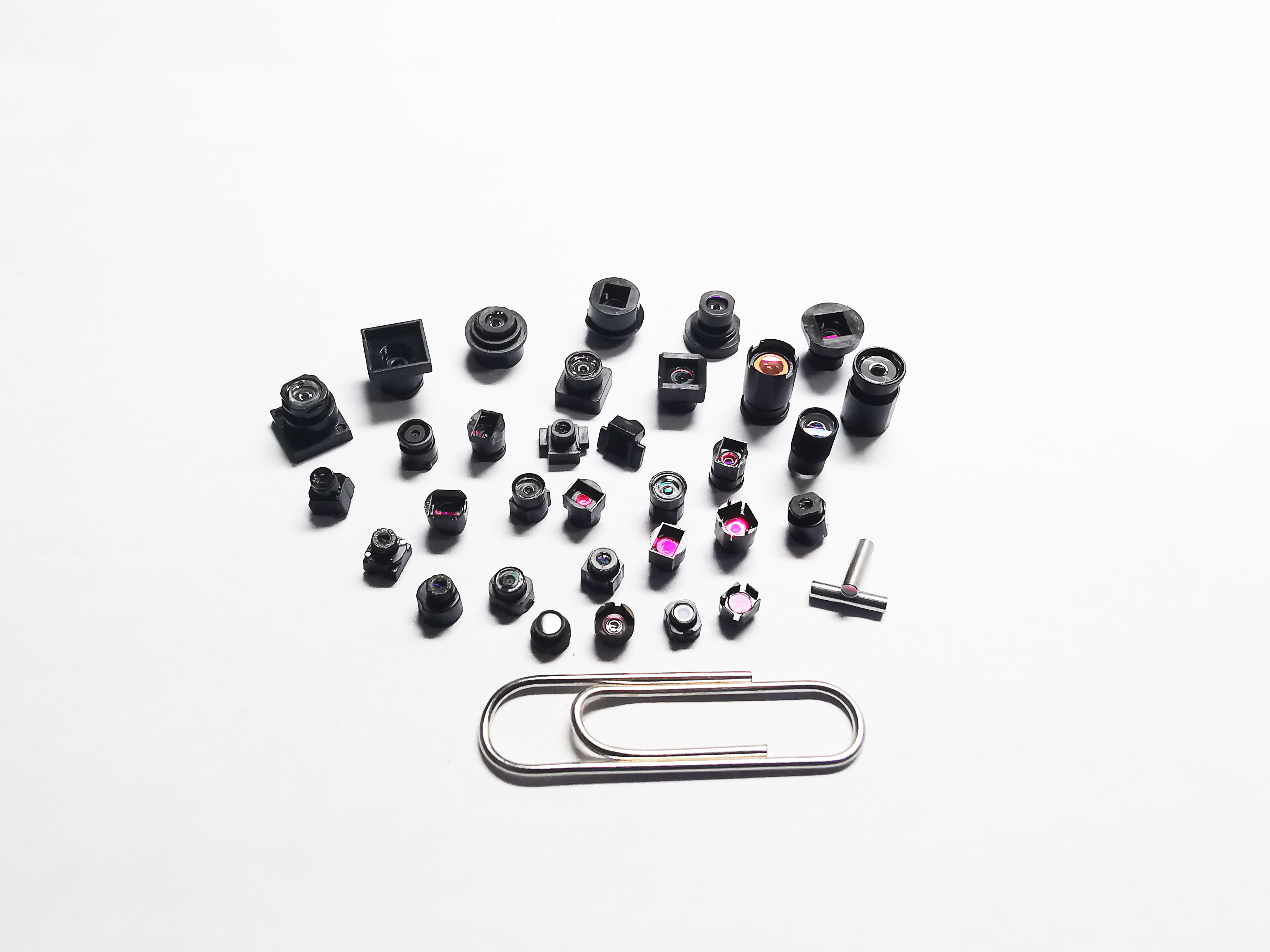 Medicinska endoskoplinser: konsten att balansera miniatyrisering och hög upplösning